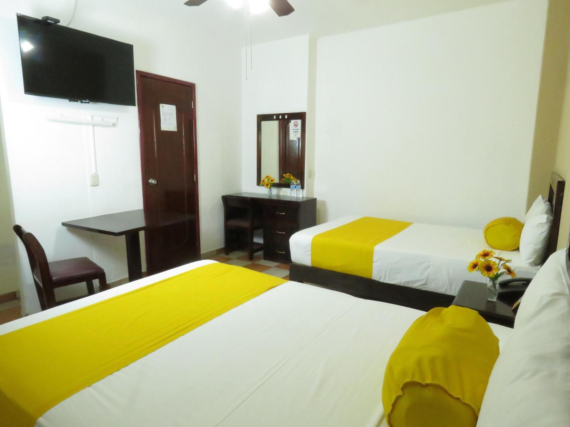 Hotel Los Girasoles 테픽 외부 사진