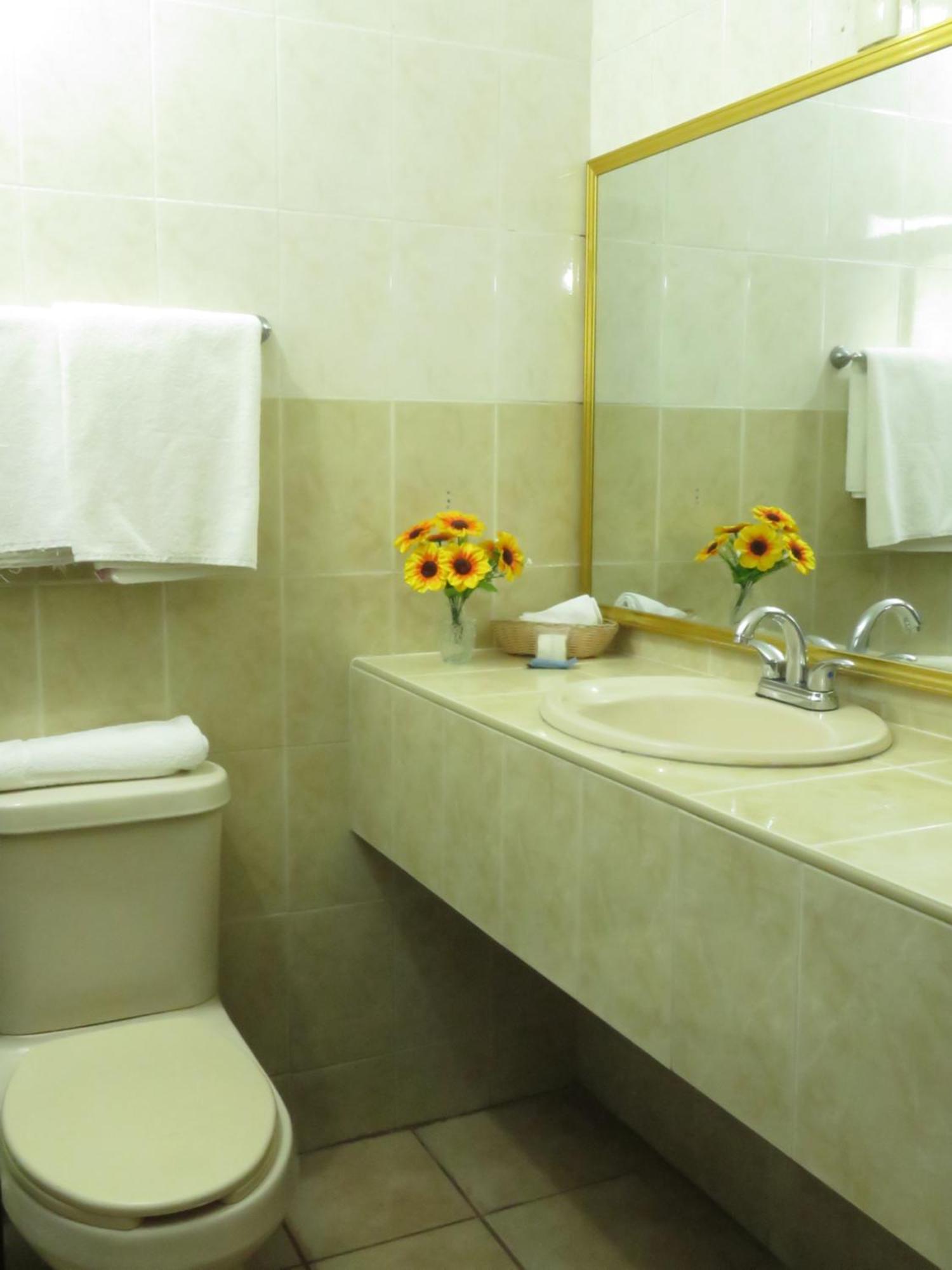 Hotel Los Girasoles 테픽 외부 사진