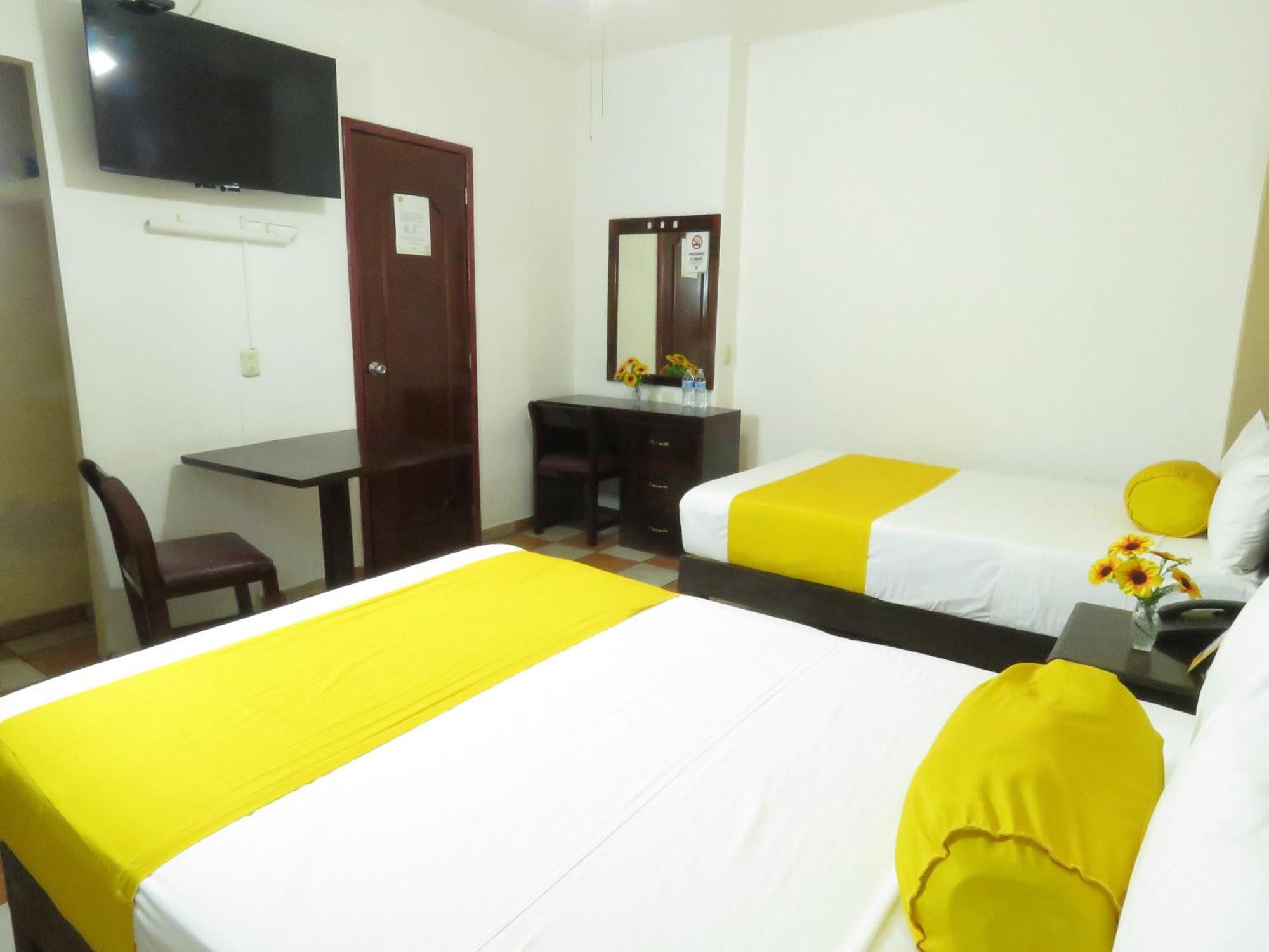 Hotel Los Girasoles 테픽 외부 사진