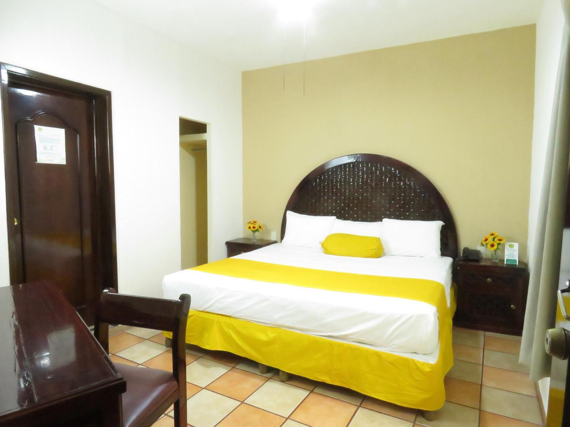 Hotel Los Girasoles 테픽 외부 사진